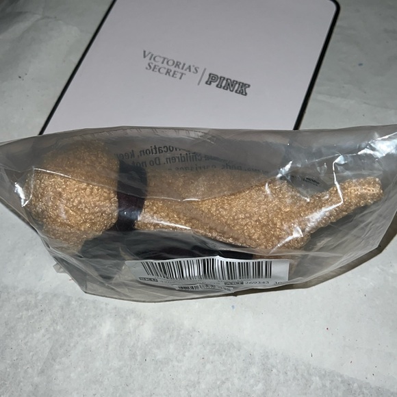 Holiday 2024 Victoria's Secret
PINK Mini Dog LIMITED EDITION - Picture 6 of 6